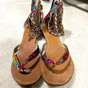 Fun bracelet sandals